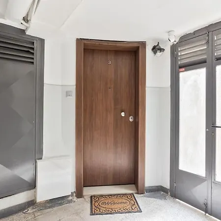 Modern Lifestyle In The Heart Of The Apartman *