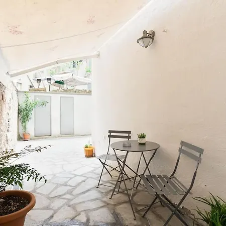 Modern Lifestyle In The Heart Of The